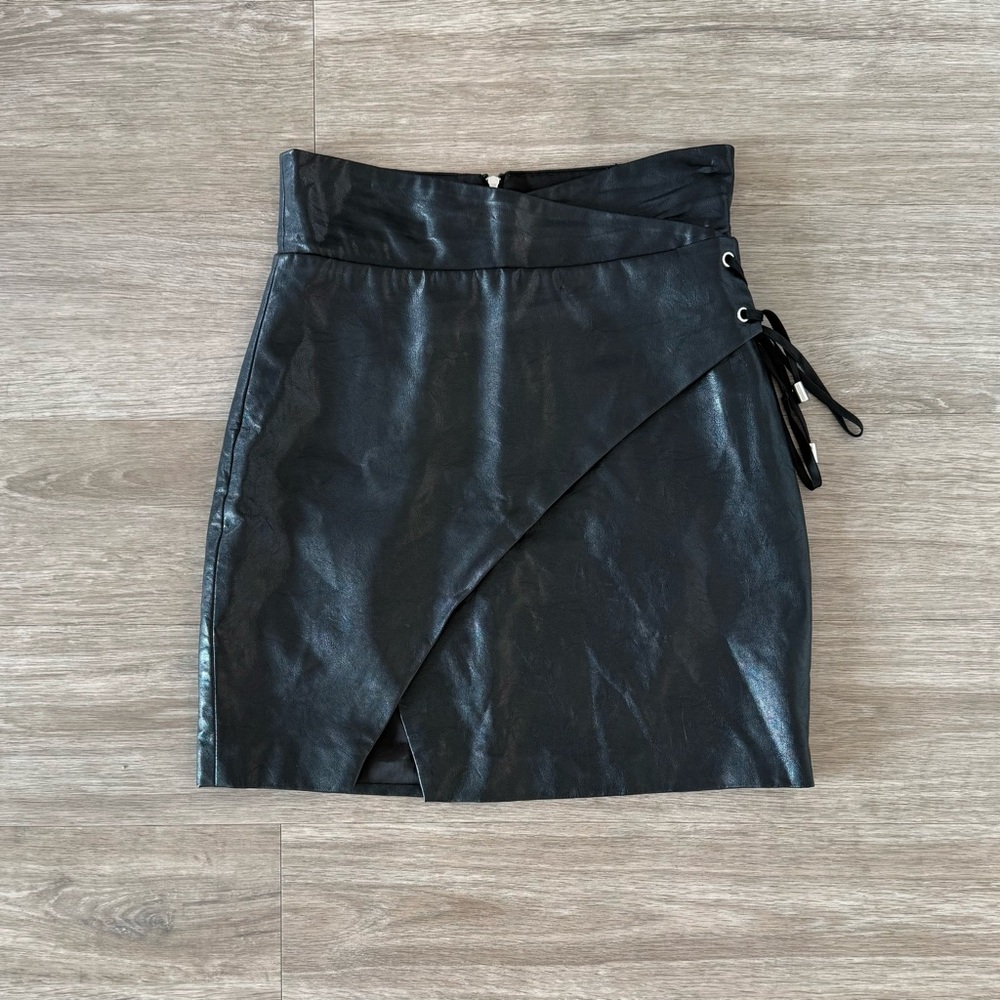 Revolve | Majorelle Hyperion Black Faux Leather Mini Skirt, Size XS